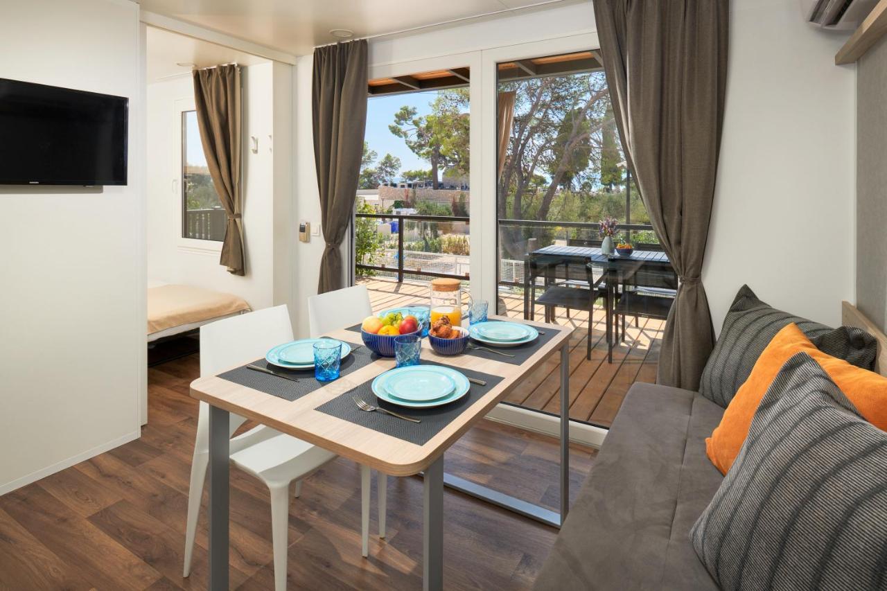 Medora Orbis Mobile Homes & Glamping Podgora Exterior photo